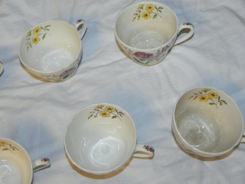 8 Vintage Copeland Spode Great Britain Gainsborough Floral Tea Cups Older Stamp - Picture 6 of 12
