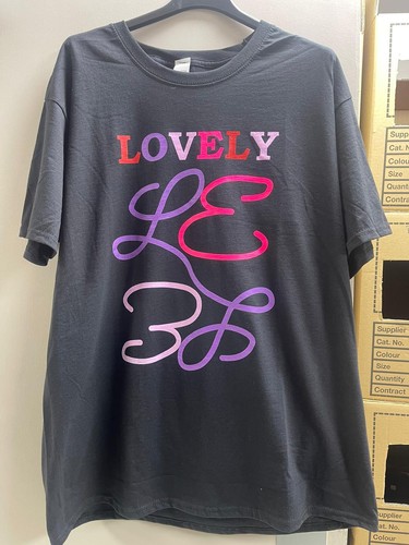 Schönes neues bedrucktes Oversize Damen T-Shirt - Bild 5 von 10
