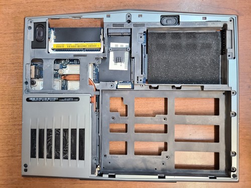 ORIGINAL DELL ALIENWARE M11x R2 i7-U640 1.2GHz MOTHERBOARD LA-5812P 6NV8C 06NV8C - Picture 2 of 2