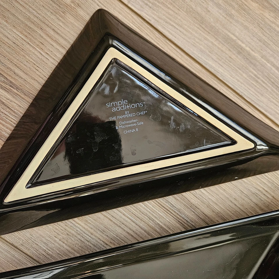 Set of 2 Pampered Chef Simple Additions Black Triangle Trays/Plates Charcuterie - Image 4 of 4