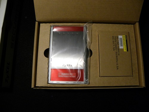 Dispositivo de seguridad en Internet ZyXEL ZyWALL P1 cantidad de 2 - Imagen 3 de 9