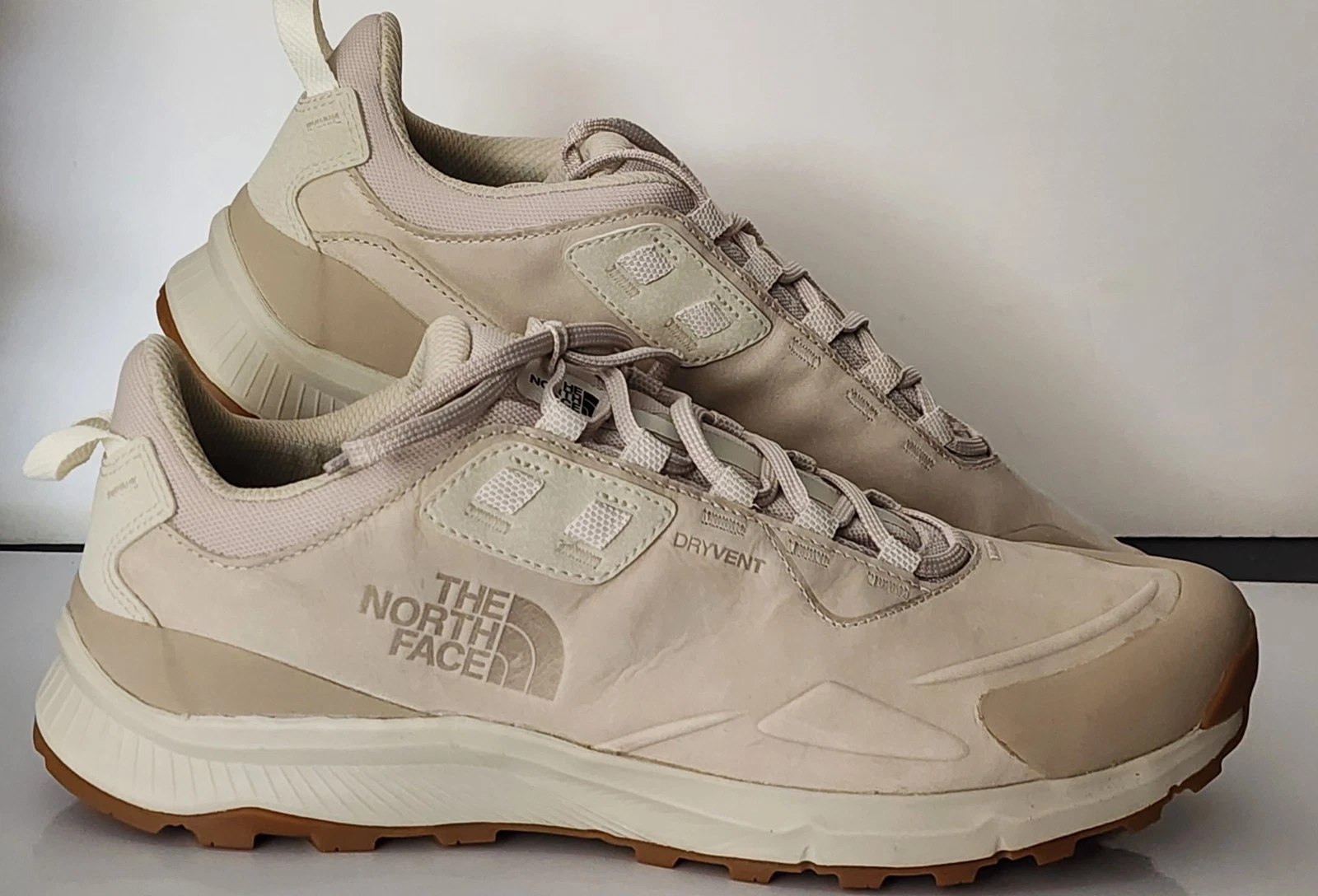 The North Face Cragstone Shoes Men's Sz 12.5 Waterproof Hiking Camping Boots
Opens in a new window o