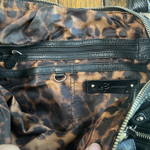 Bolso Cartera de Hombro Grande de Cuero Guijarro Negro B. MAKOWSKY ButterySoft - Defectos - Imagen 5 de 14