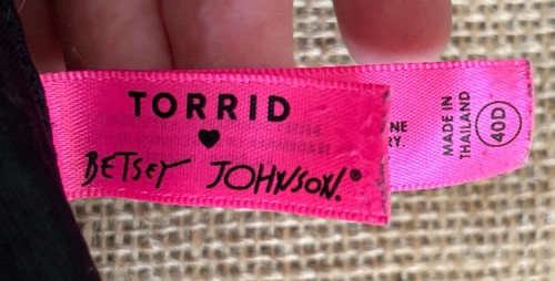 Sujetador Torrid Betsey Johnson Talla 40 D 40D Guepardo Floral Encaje Ribete Acolchado Con Aros - Imagen 4 de 6