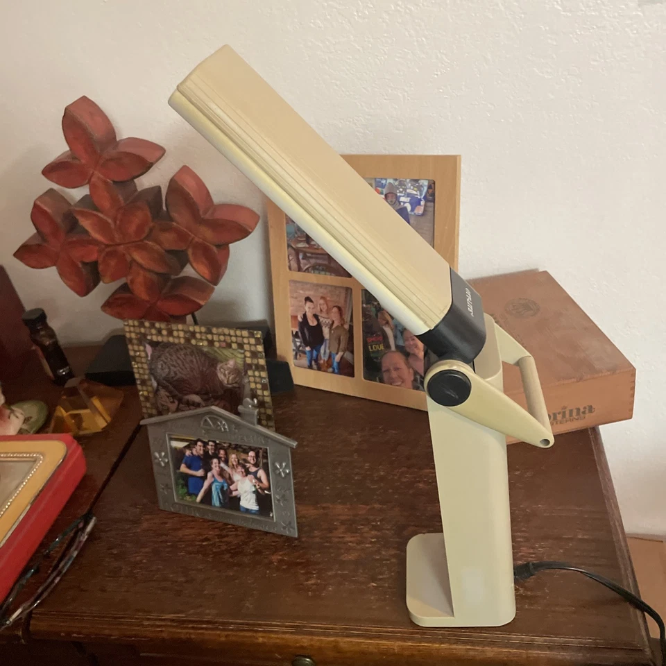 Lâmpada de mesa dobrável vintage Ott-Lite Truecolor espectro total OTL-13TCG artesanato - Imagem 2 de 4