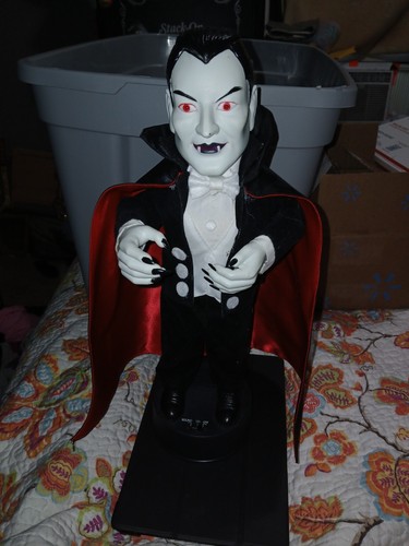 Telco Motionette Universal Studio Monsters Dracula 1992