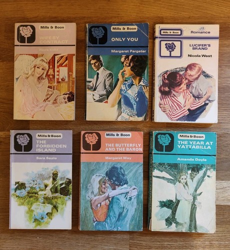 BOOK - Bundle Of X6 Vintage Mills & Boon Romance Paperback Books - Picture 1 of 2