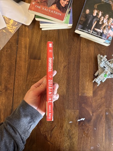 Quarantäne ROSWELL 1. Erstausgabe Erstdruck PB Buch von Laura J. Burns - Bild 3 von 3