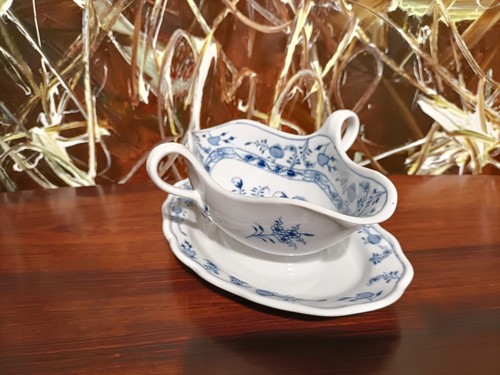 STADT MEISSEN Teichert Zwiebelmuster, antike Sauciere - Bild 3 von 6