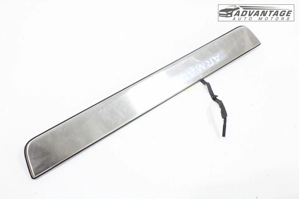 Nissan Armada 2017-2024 umbral de puerta delantera derecha placa de desgaste moldura OEM Foto 4 de 4