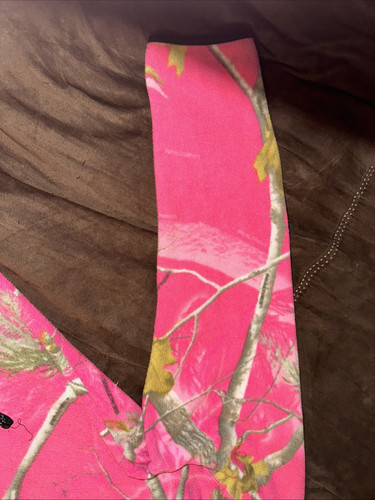 Women’s Size XXL (20) Pink Camo Jacket RealTree Brand With Pockets Zip Up - Picture 3 of 12