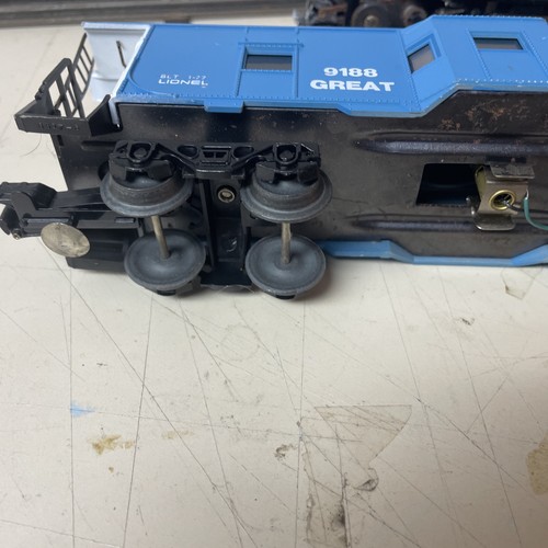 Lionel Loco Diesel 8771 U36 & caboose 9188 Great Northern GN, tested - Picture 15 of 15