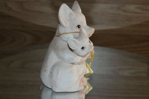 Sow Piglet Figurine You are Loved Pig baby Ceramic RARE 1988 Artistic Gifts VTG - Picture 11 of 12