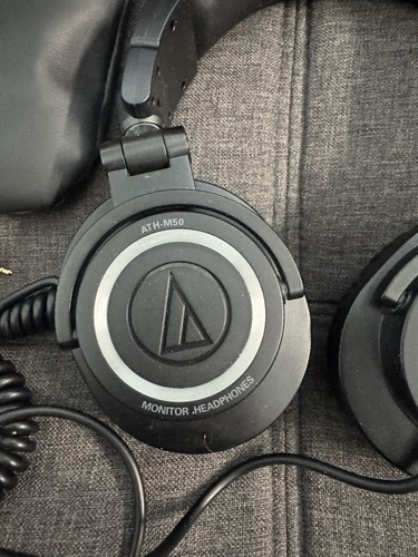 TESTED Audio-Technica ATH-M50 - Professional Monitor Headphones) Black - Bild 3 von 9