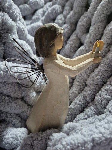 Willow Tree "Angel of Hope" Figurine, Angel Holding a Candle, 2009, - Picture 4 of 6