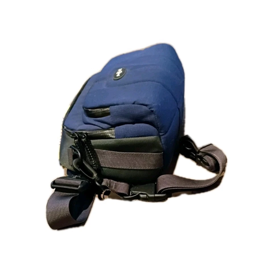 NEW Padded Camera Bag Convertable Shoulder Strap Fanny Pack Water Resistant - Image 3 of 4