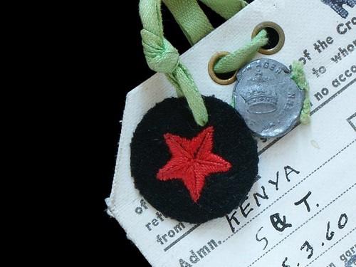 1960 Sealed Pattern Card for an Embroidered Cloth Type Efficiency Star Badge - Picture 2 of 4