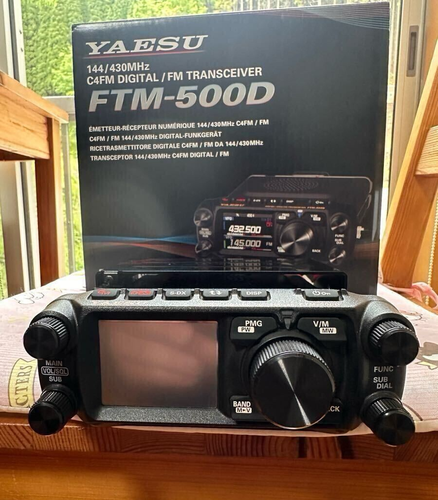 YAESU FTM-500DS C4FM Digital/Analog FM Dual Band Transceiver 144/430MHz 20W - Zdjęcie 5 z 6