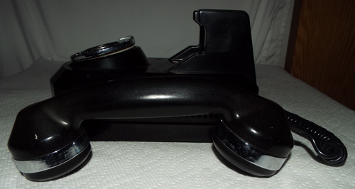 VINTAGE BAKELITE BLACK ELECTRIC AUTOMATIC WALL PHONE CHROME BANDS & DIALER READ! - Zdjęcie 17 z 19