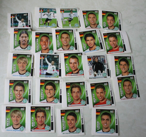 24 Sammelbilder  Sticker Fußball WM 2010 , hanuta