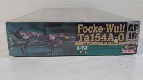 1999 Hasegawa Focke Wulf Ta154A-0 Luftwaffe Night Fighter 1:72 Model Kit # 51216 - Picture 4 of 10