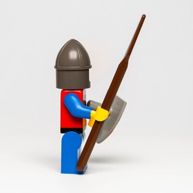 Lego Caslte Lion Knights:  Crusader Axe w/ Shield, Spear (cas107) 6049 Viking