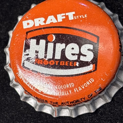 Vintage Hires Draft Root Beer Cork Back Bottle Cap Baker Bottling #572 - Picture 7 of 20