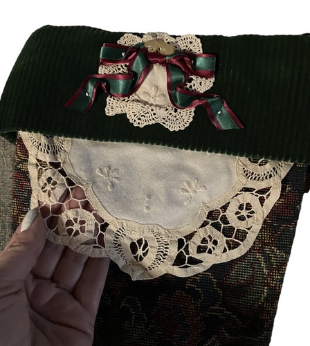 VINTAGE HANDCRAFTED TAPESTRY AND DK GREEN CORDUROY CHRISTMAS STOCKINGS SET OF 2 - Picture 3 of 8