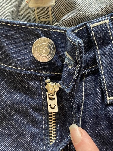 True Religion Julie Jeans, Women’s 28 Low Rise, Gold Rhinestone Logo, Y2K — NWOT - Picture 5 of 13