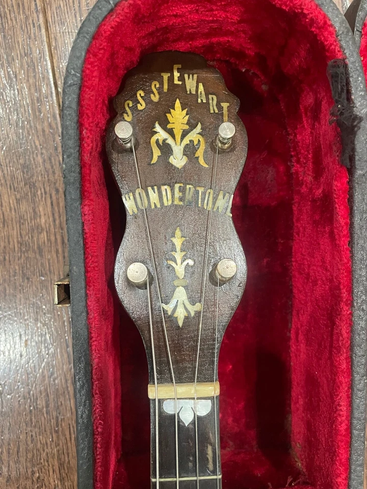 Vintage S. S. Stewart Wondertone 4 String Tenor Banjo and Hard Case - Image 4 of 4