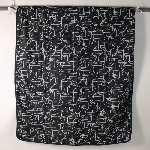 Ikea Black and White Hasthage Picnic Blanket 51x67 inches Waterproof