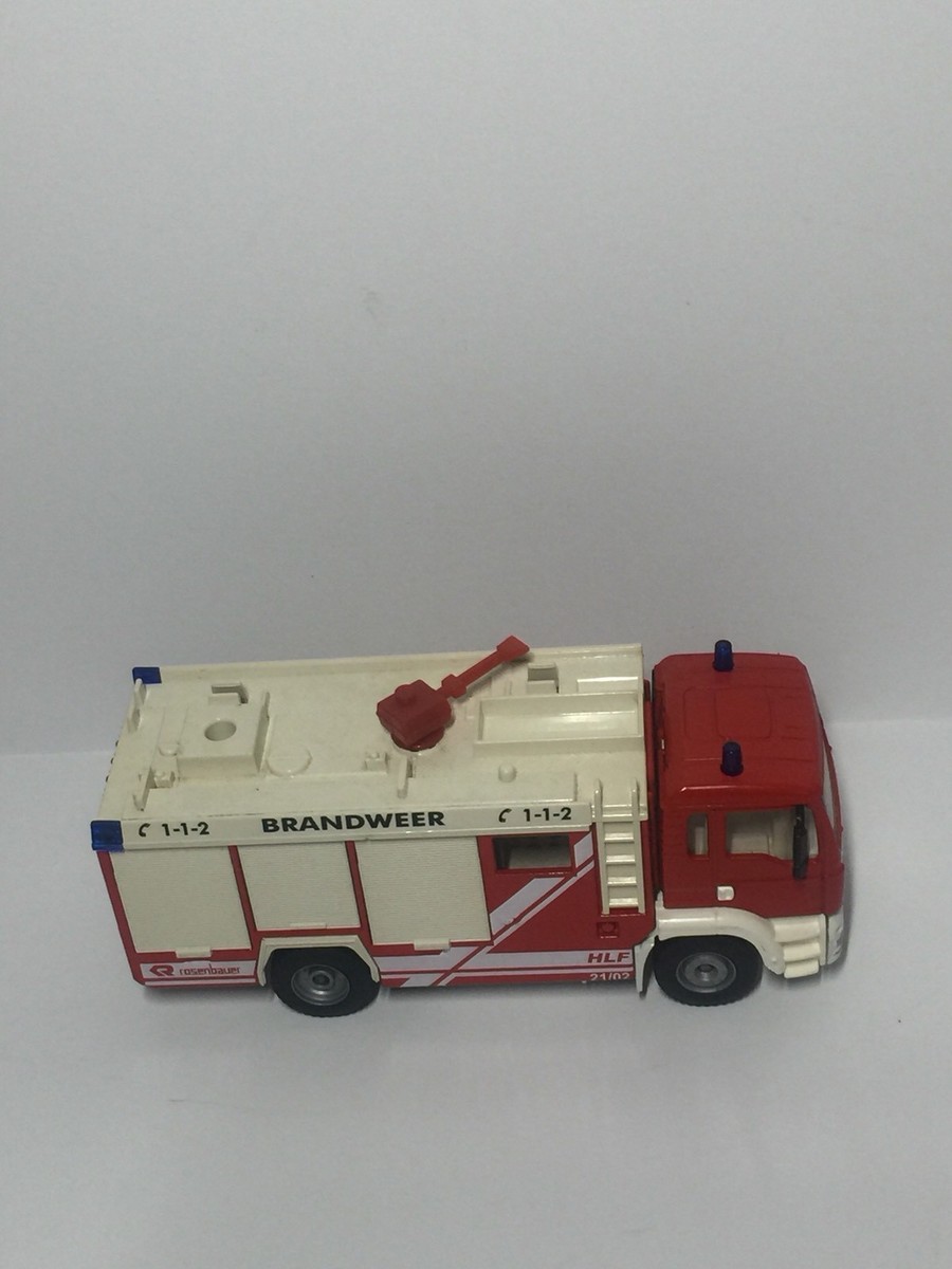 Siku Super 2101 00300 Hilfeleistungslöschfahrzeug MAN Feuerwehr