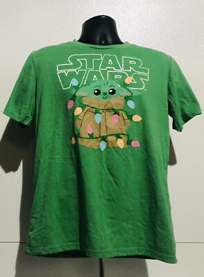 Star Wars Baby Yoda Holiday Lights Unisex Size Medium Graphic Design T-Shirt