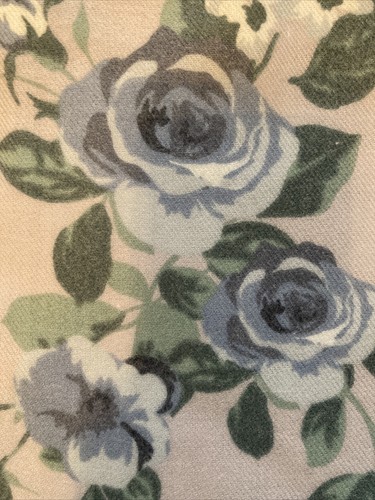 LC Lauren Conrad Large Square Blanket Scarf, 50 x 50, Blue Floral, NEW, NWT - Picture 3 of 5
