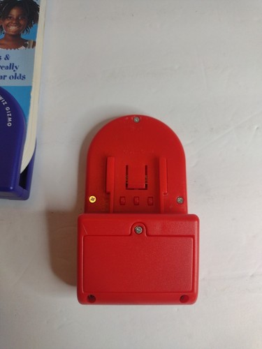 Lector Gizmo KLUTZ Kwiz con preguntas de plataforma de lanzamiento de cuarto grado (funciona probado) - Imagen 4 de 5