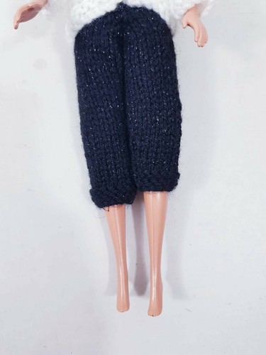 Stunning Blond Haired Keep Fit Dressed 2009 Mattel 1941HF1 Barbie Doll - Picture 9 of 12