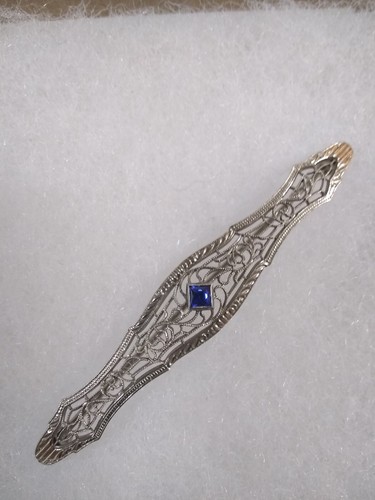Vtg Krementz 10K White Gold Art Deco Filigree Synthetic Sapphire Bar Pin Brooch - Picture 4 of 18