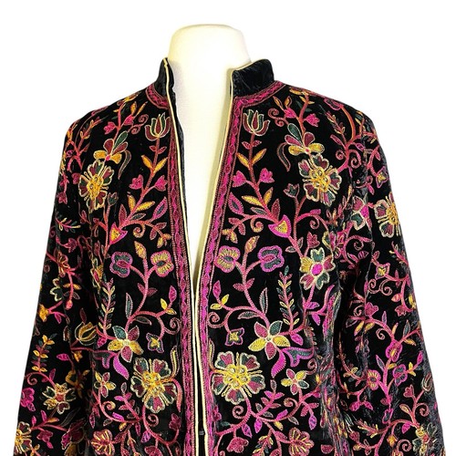 Soft Surroundings Astrid Hot Pink Floral Embroidery Velvet Jacket NWT Medium - Picture 2 of 6