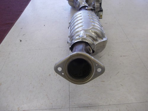 2023 - 2025 mazda cx50 exhaust pipe center 2.5 with actuator valve and resonator - Picture 4 of 6