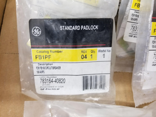 **NEW sealed bags***GE FB1PF Standard Padlock Lock for FB100 Circuit Breaker - 第 1/2 張圖片