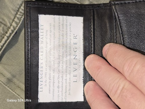 Levenger Fine Leather Essential Card Wallet Black - New - Picture 9 of 21