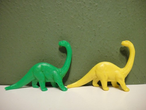 Lot of 9 Unbranded Plastic Toy Prehistoric Dinosaurs For A Caveman Playset - Picture 6 of 18