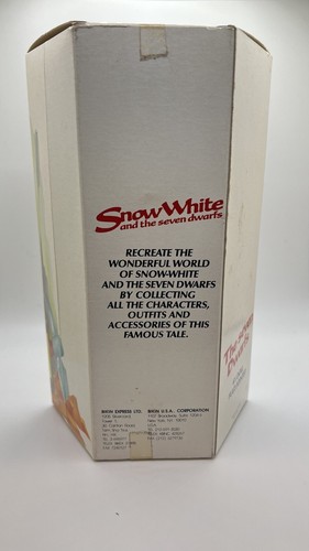 Bikin Express Disney Snow White and the Seven Dwarfs Doc Action Figure  - Picture 2 of 6