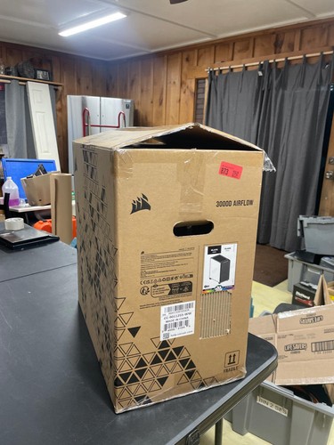 Corsair 3000D RGB Airflow Mid-Tower Computer PC Case Black with 3x RGB Fans - Picture 4 of 11