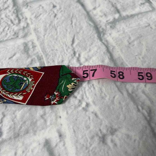 Tommy Hilfiger Adult Tie Red Crest Pattern 100% Italian Silk Made in USA Men's - Picture 6 of 6