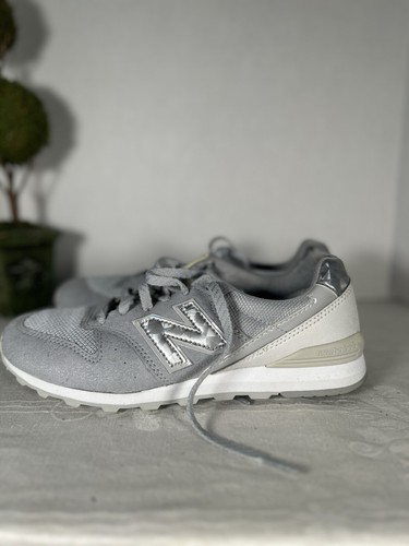 New Balance Women's 996 V2 WL996QR Gray Casual Shoes Sneakers Size 7.5 - Picture 3 of 6