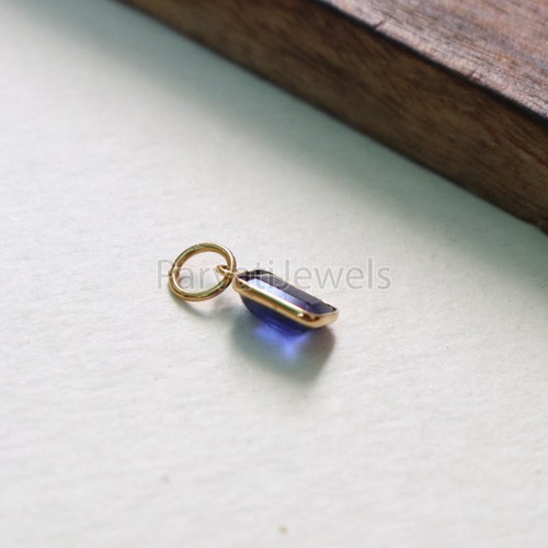 Natural Blue Sapphire Cut Solid 18K Gold Gift For Handmade Women Charm Pendant - Picture 5 of 6