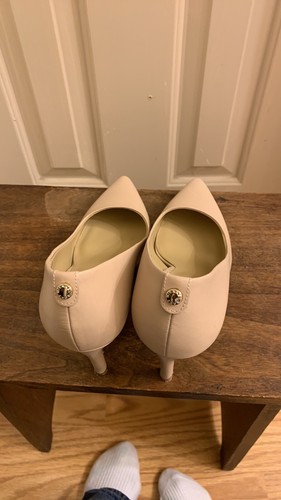 Michael Kors Beige Pumps size 6 Medium - Picture 5 of 15