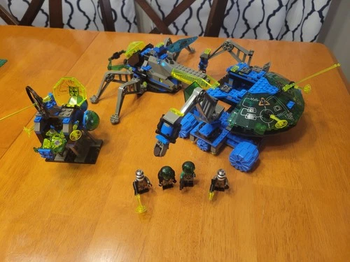 LEGO Space: Arachnoid Star Base (6977) USED 100% COMPLETE