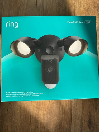 Ring Überwachungskamera Flutlicht Cam kabelgebunden Plus 1080P HD Video schwarz neuestes Modell
